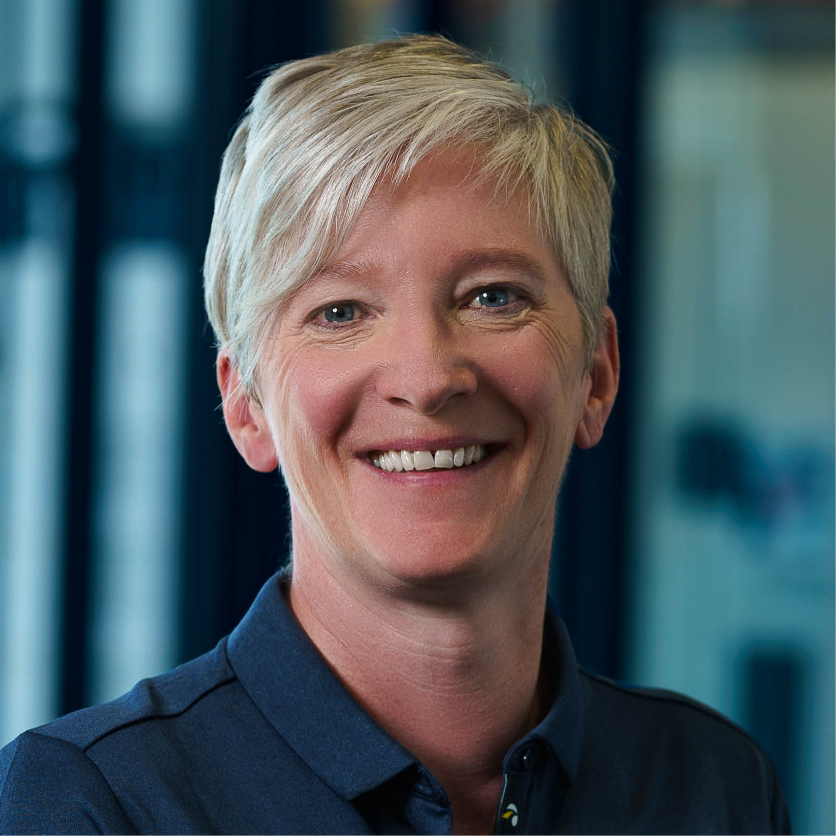 headshot of Angie McLeod